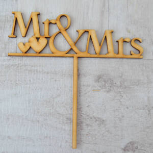 Фігура з фанери 0.4 "Напис для торта" Mr & Mrs ", 17 * 17 см.