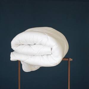 Ковдра HUGGY 200*210 см (250г/м2)